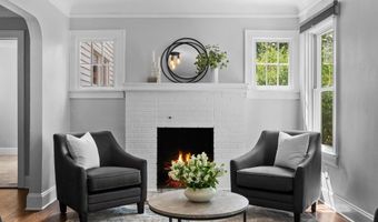 2050 Camelot Rd, Ann Arbor, MI 48104