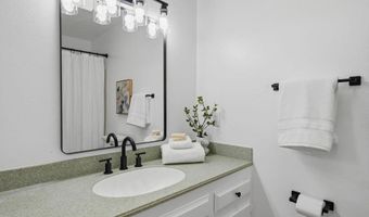 2202 Greenbrier Dr, Oceanside, CA 92054