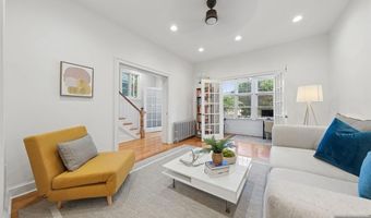 617 Avenue E, Bayonne, NJ 07002
