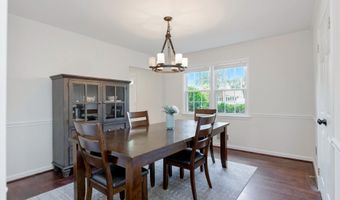 7810 HAYFIELD Rd, Alexandria, VA 22315