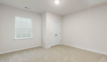 1094 Aviator Ln, Ayden, NC 28513