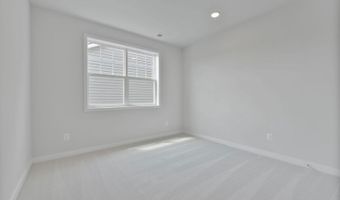 42010 NIGHT NURSE Cir, Ashburn, VA 20148