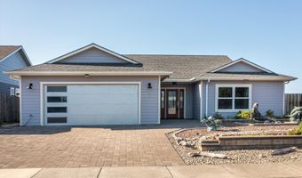 937 Carter St SW, Bandon, OR 97411