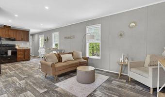 6 Neil Dr, Allenstown, NH 03275