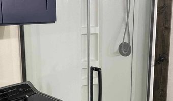 23058 160th St, Altamont, MO 64620