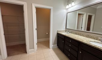 108 Hackamore Ln, Camden, SC 29020