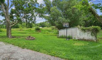 512 N D St, Albia, IA 52531