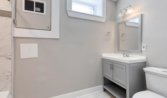 734 S ROBINSON St, Baltimore, MD 21224