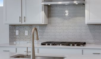 1922 Chaffee Crest Dr, Berthoud, CO 80513