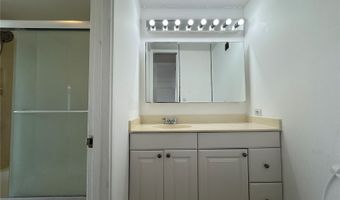 2085 Ala Wai Blvd B94, Honolulu, HI 96815