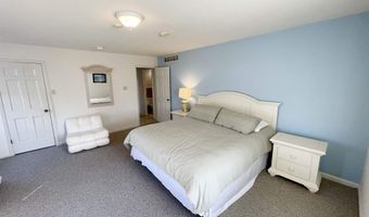 198 40th St, Avalon, NJ 08202