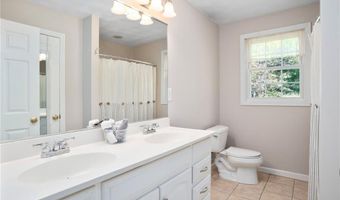 625 Cherry Farm Rd, Burrillville, RI 02830