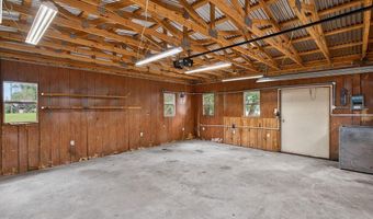 503 Lori Ln, Alford, FL 32420