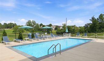 825 NE Heights Ln, Bentonville, AR 72712