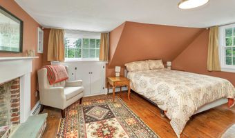 64 N Amherst Rd, Bedford, NH 03110