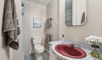 2924 S GRANT St, Arlington, VA 22202