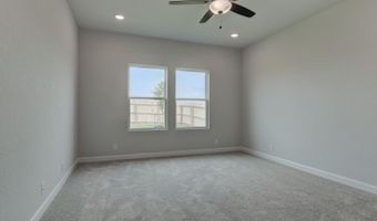 222 Brood Dr, Adkins, TX 78101