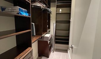 7809 WOODMONT Ave 3A, Bethesda, MD 20814