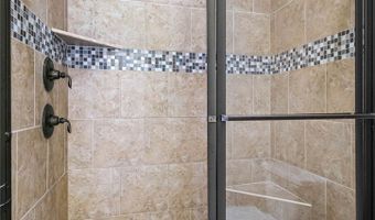 25 Halifax Ln, Bella Vista, AR 72714