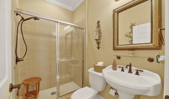 5312 Golden Isles Dr, Apollo Beach, FL 33572
