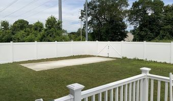 25 Damato Way, Agawam, MA 01001