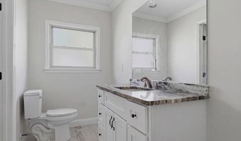 1009 Summit Dr, Albany, GA 31707