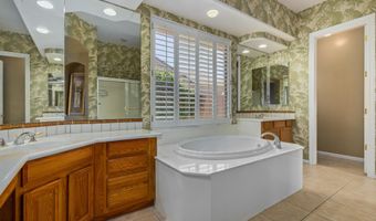 1687 E CAROB Dr, Chandler, AZ 85286