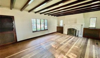 810 3rd St NW, Austin, MN 55912
