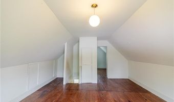 1017 S 5th St, Atchison, KS 66002