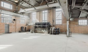 240 7th St, Elko, NV 89801