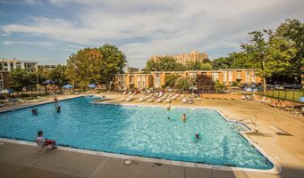 2600 INDIAN Dr 2B, Alexandria, VA 22303