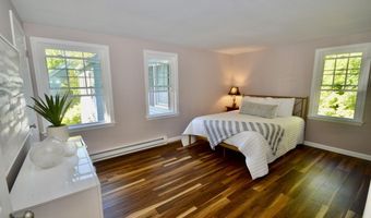 71 Baldwin Dr 71, Bangor, ME 04401