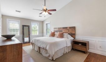 23 South St, Barrington, RI 02806
