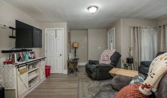 40 Falmouth St, Attleboro, MA 02703