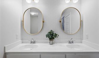 6644 Lamplight Dr, Albertville, MN 55301
