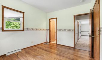 1129 N 24th St, Allegan, MI 49010