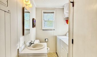 2178 Duck Cove Rd, Camden, SC 29020