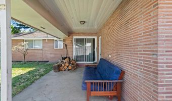 916 HARRISON St, Oregon City, OR 97045