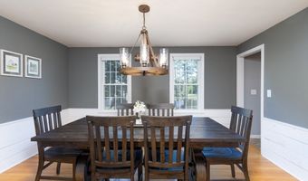 25 Calvin St, Ayer, MA 01432