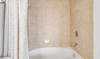 945 Prestwyck Ct, Alpharetta, GA 30004