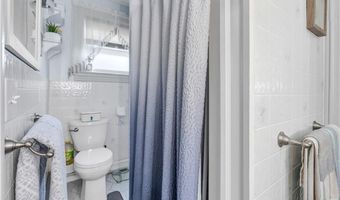 584 Lonsdale Ave, Central Falls, RI 02863