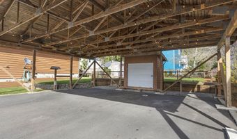 126 N OCEAN Ave, Rockaway Beach, OR 97136