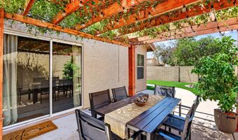 2412 W IRONWOOD Dr, Chandler, AZ 85224