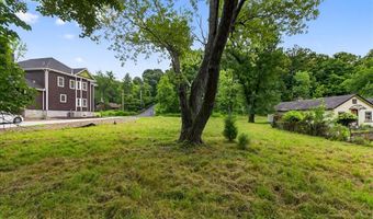 1217 Kiefer Creek Rd, Ballwin, MO 63021