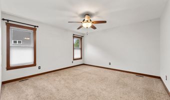 2544 Avery Ln, Altoona, WI 54720