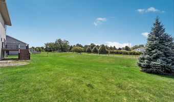 4715 NW 2nd St, Ankeny, IA 50023