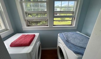 131 Lansworth Dr, Austinville, VA 24312