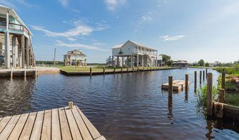 11057 Idaho St, Bay St. Louis, MS 39520