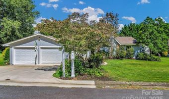 5 Fairway Dr, Arden, NC 28704