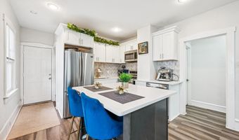 405 AUSTIN Ave, Barrington, NJ 08007